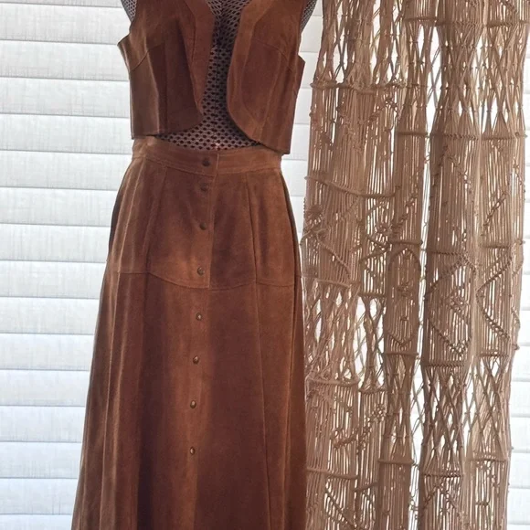 VINTAGE 70's western boho suede vest and midi skirt set - Picture 5 of 11